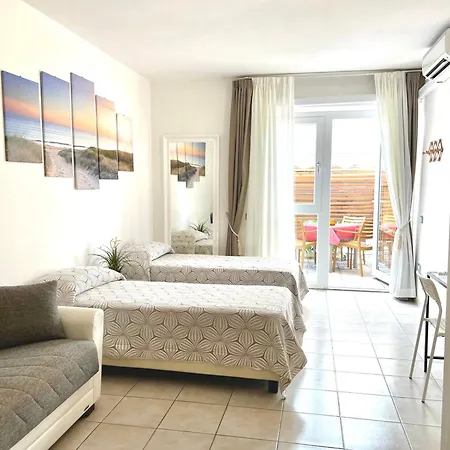 All'etrusconia Castagneto Carducci Hotel *