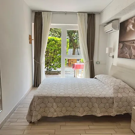 All'etrusconia Castagneto Carducci Hotel *