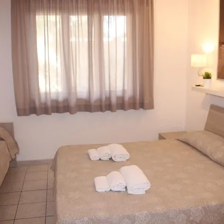 All'etrusconia Castagneto Carducci Hotel *
