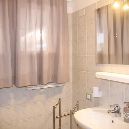 Hotel All'etrusconia Castagneto Carducci *