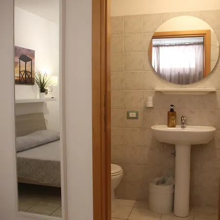 All'etrusconia Castagneto Carducci Hotel *